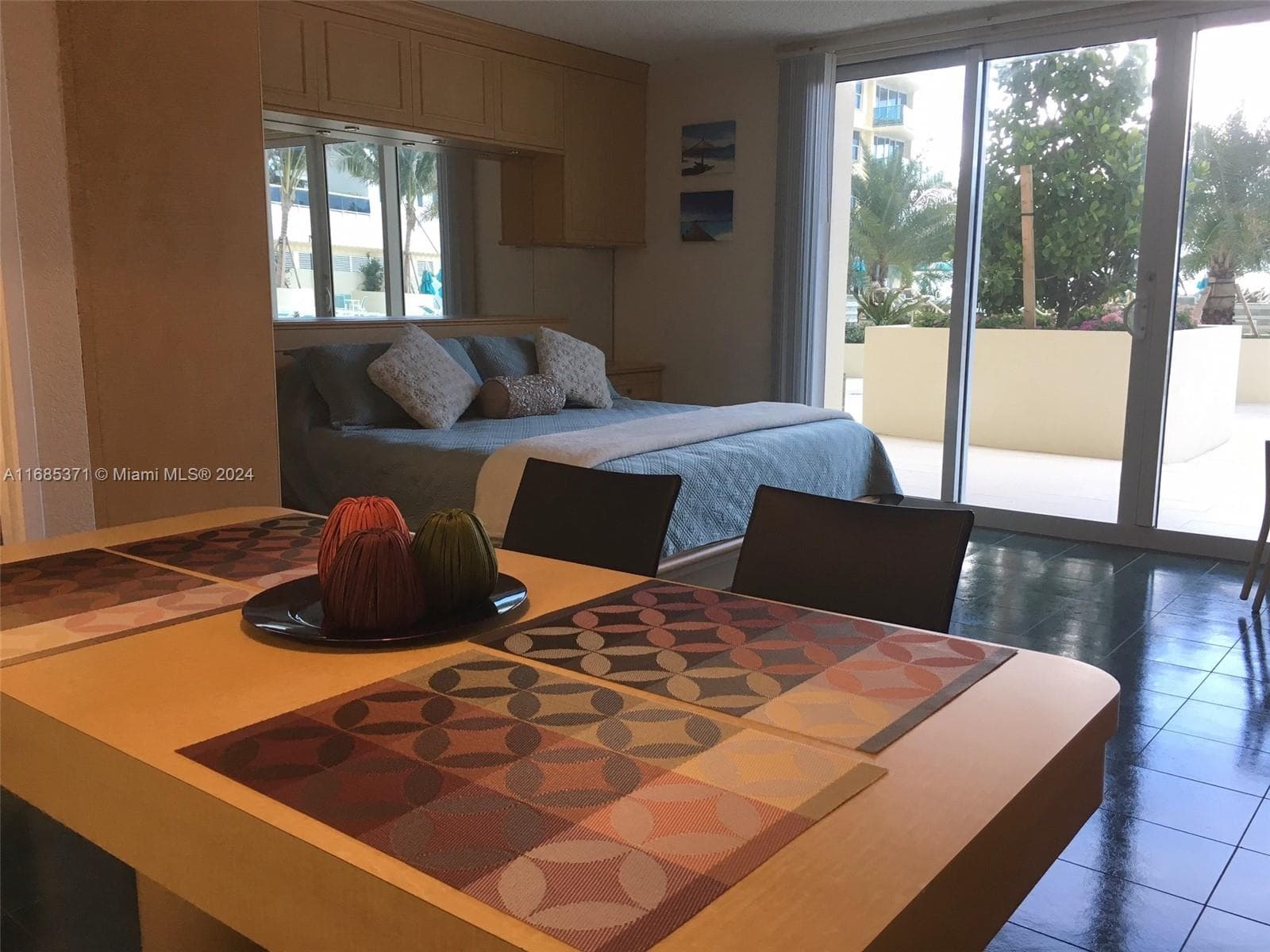 2501 S OCEAN DR L11 (Available JULY) photo 14