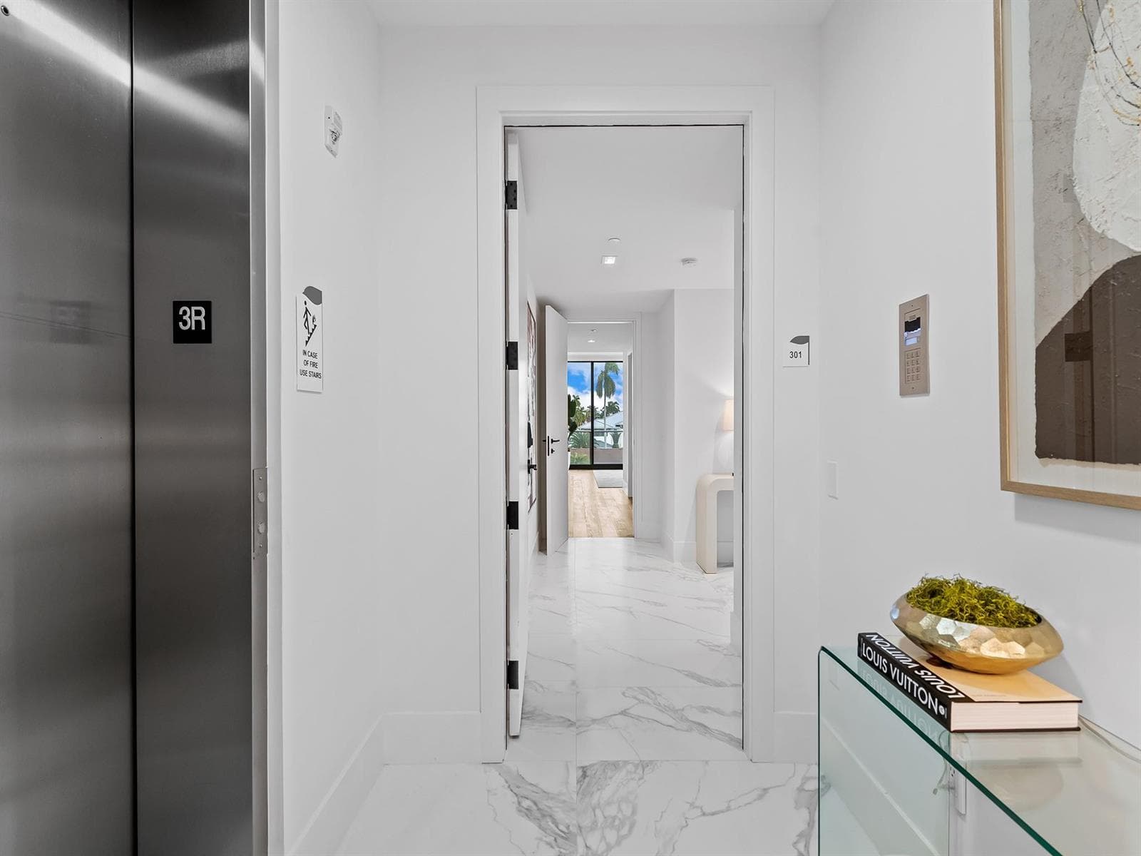 160 Isle Of Venice Drive 301 photo 5