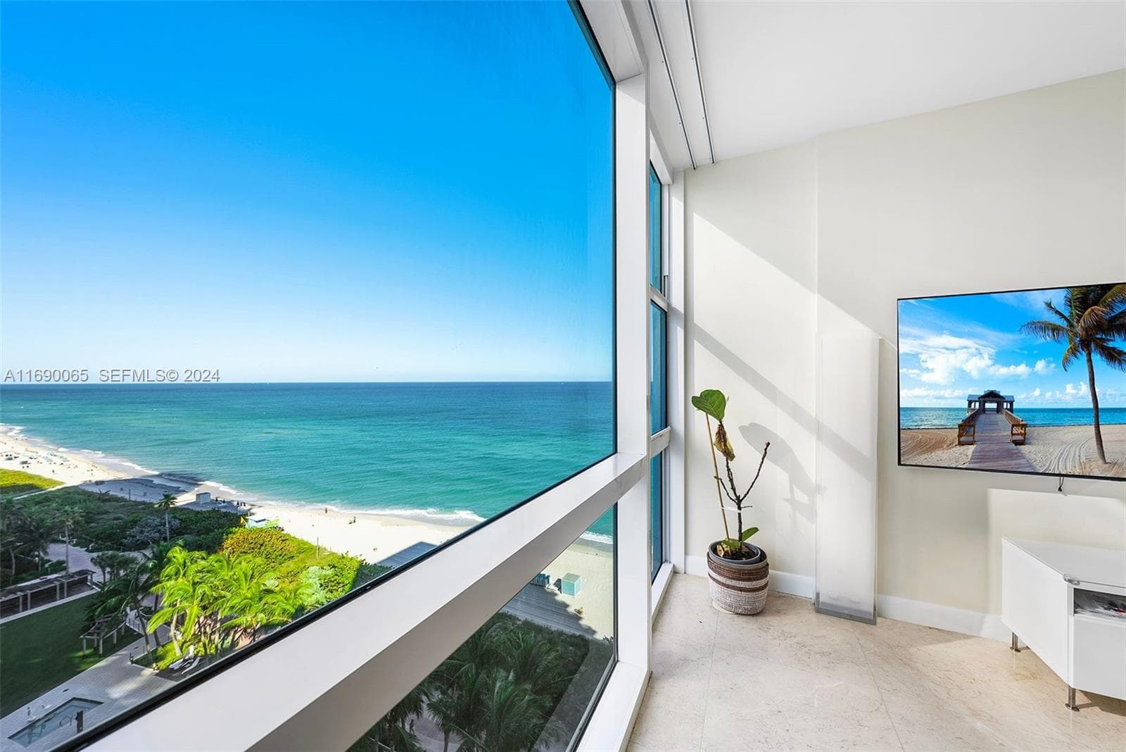 6801 Collins Ave 1203 photo 3