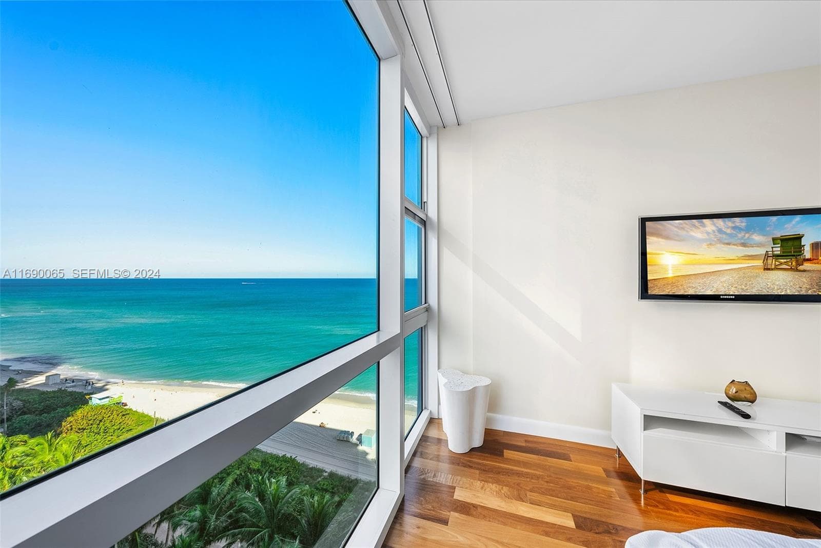 6801 Collins Ave 1203 photo 4