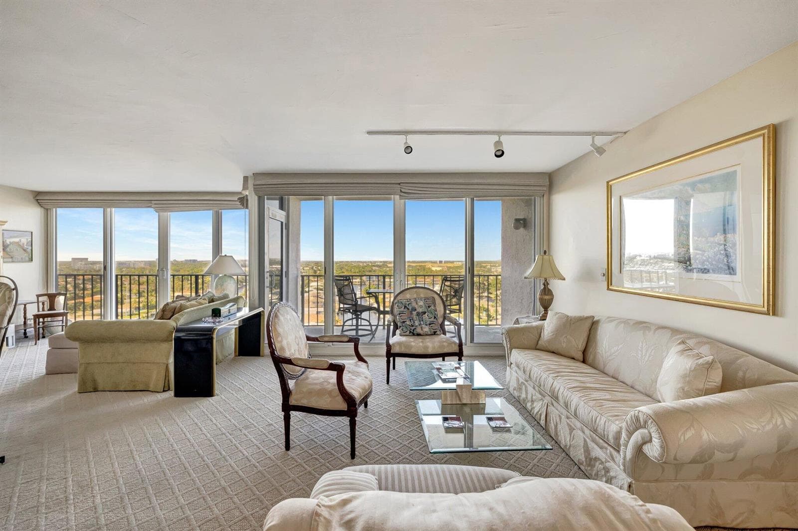 521 N Riverside Drive 1207 photo 13