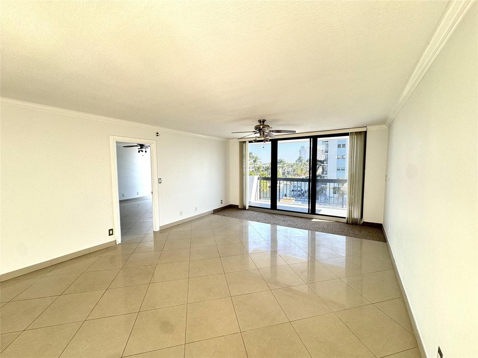 4800 Bayview Drive 406 photo 5