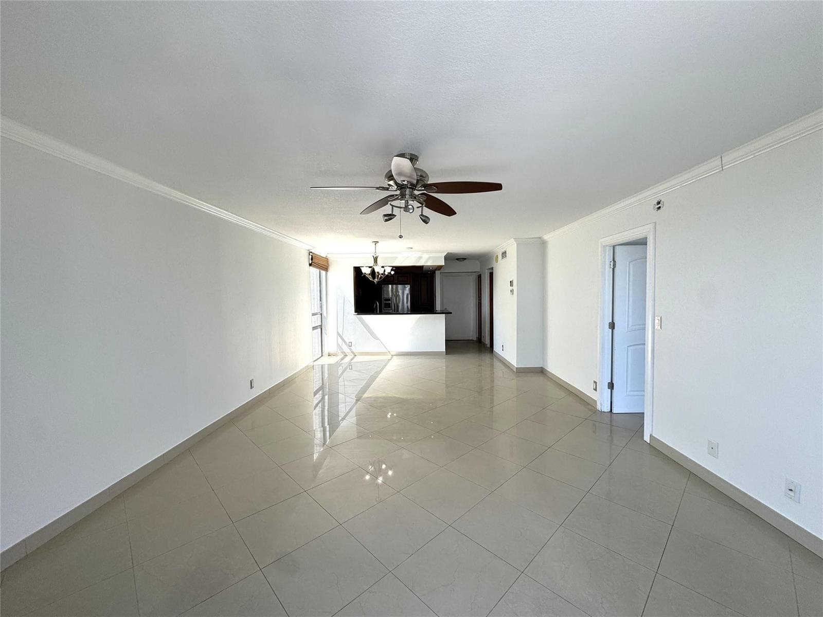 4800 Bayview Drive 406 photo 15