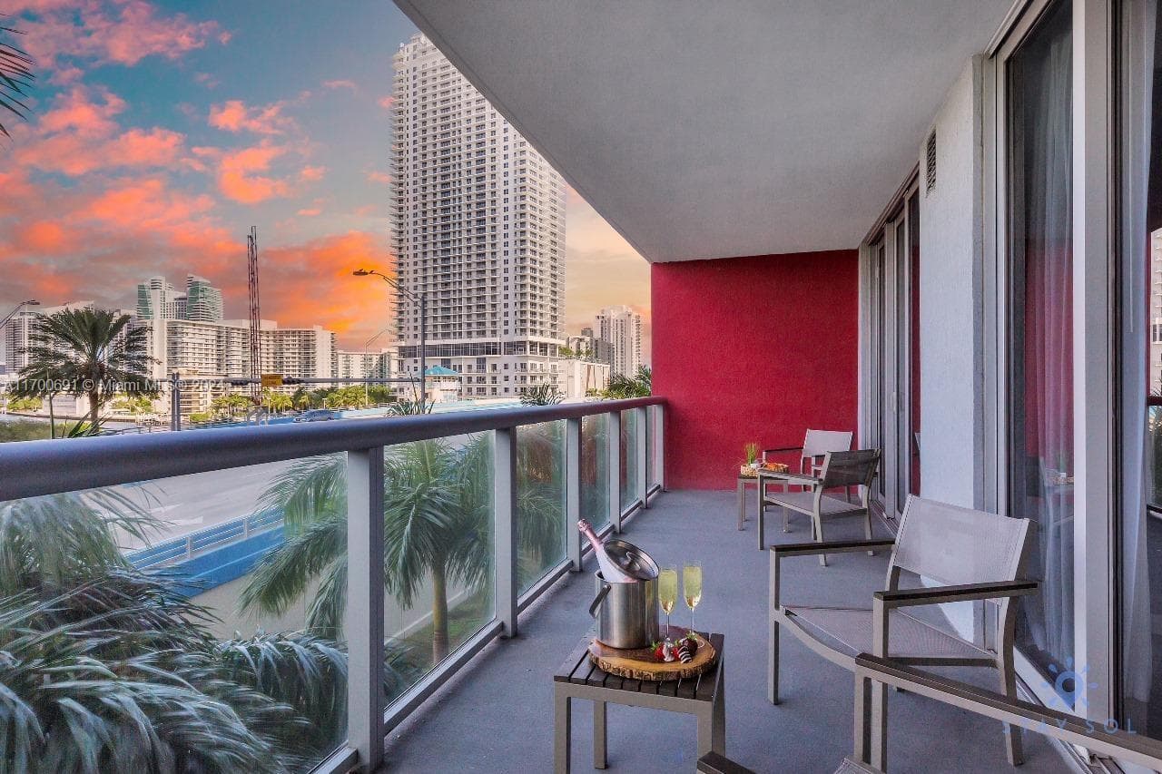 2602 E Hallandale Beach Blvd R508 photo 13