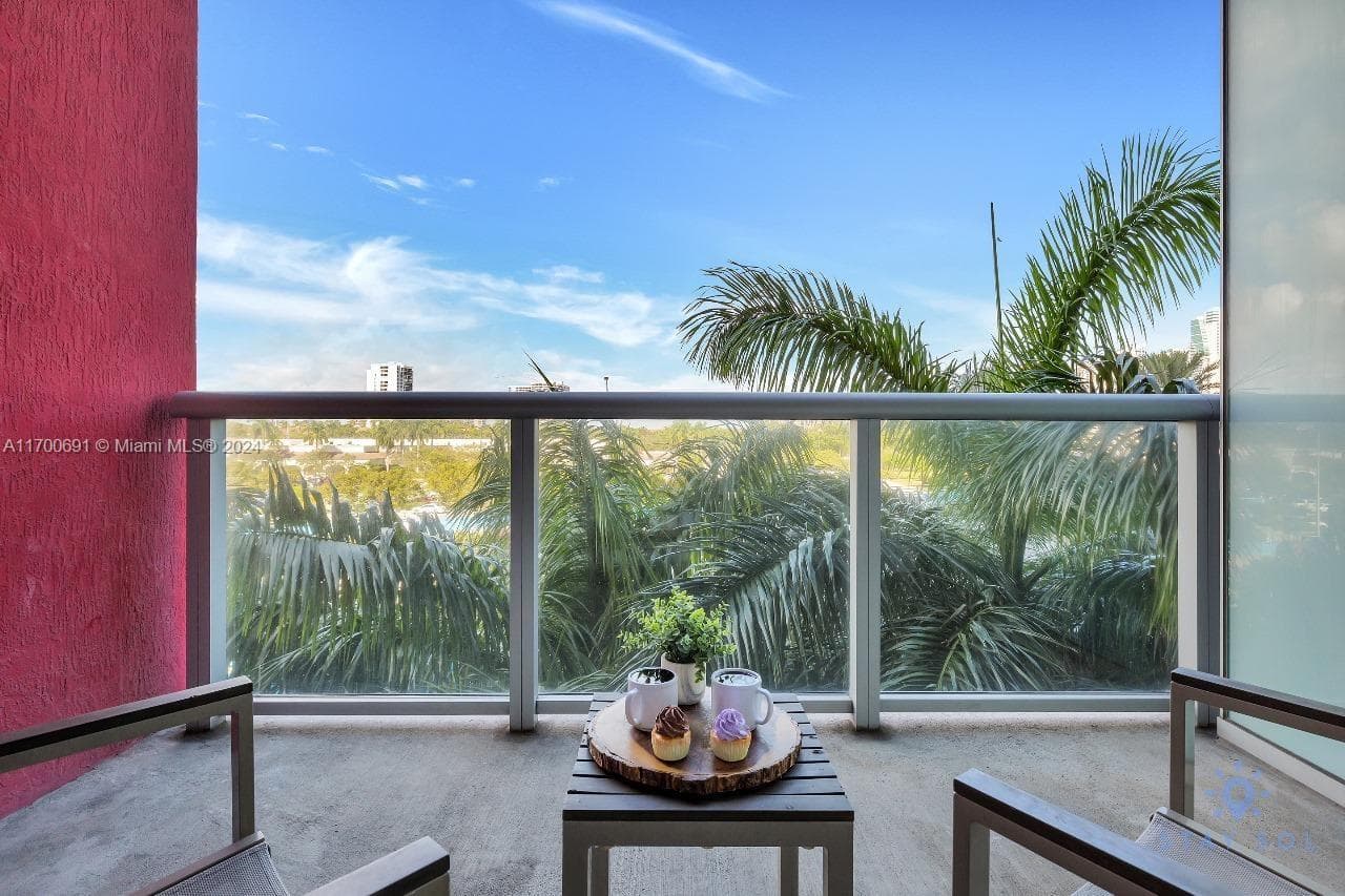 2602 E Hallandale Beach Blvd R508 photo 14
