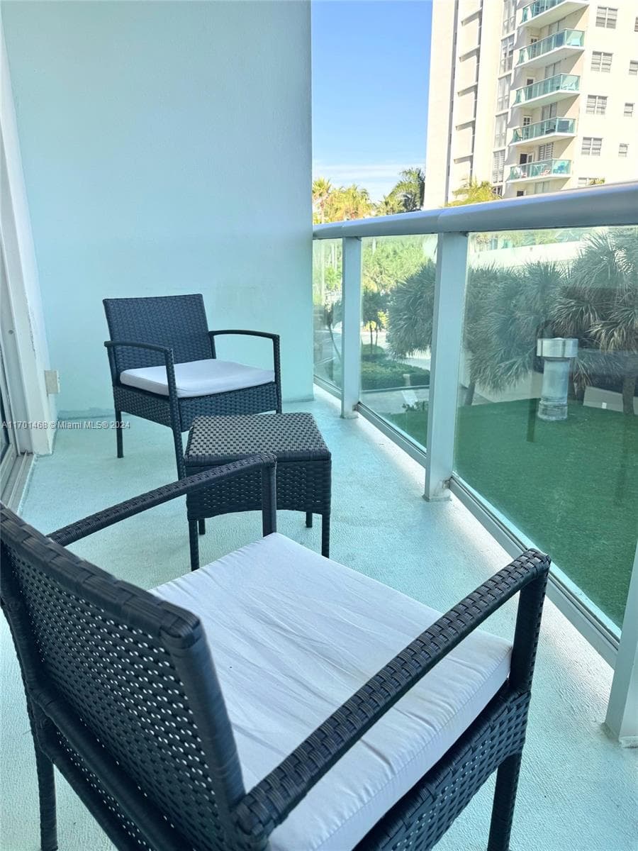 3901 S Ocean Dr 3Y photo 20