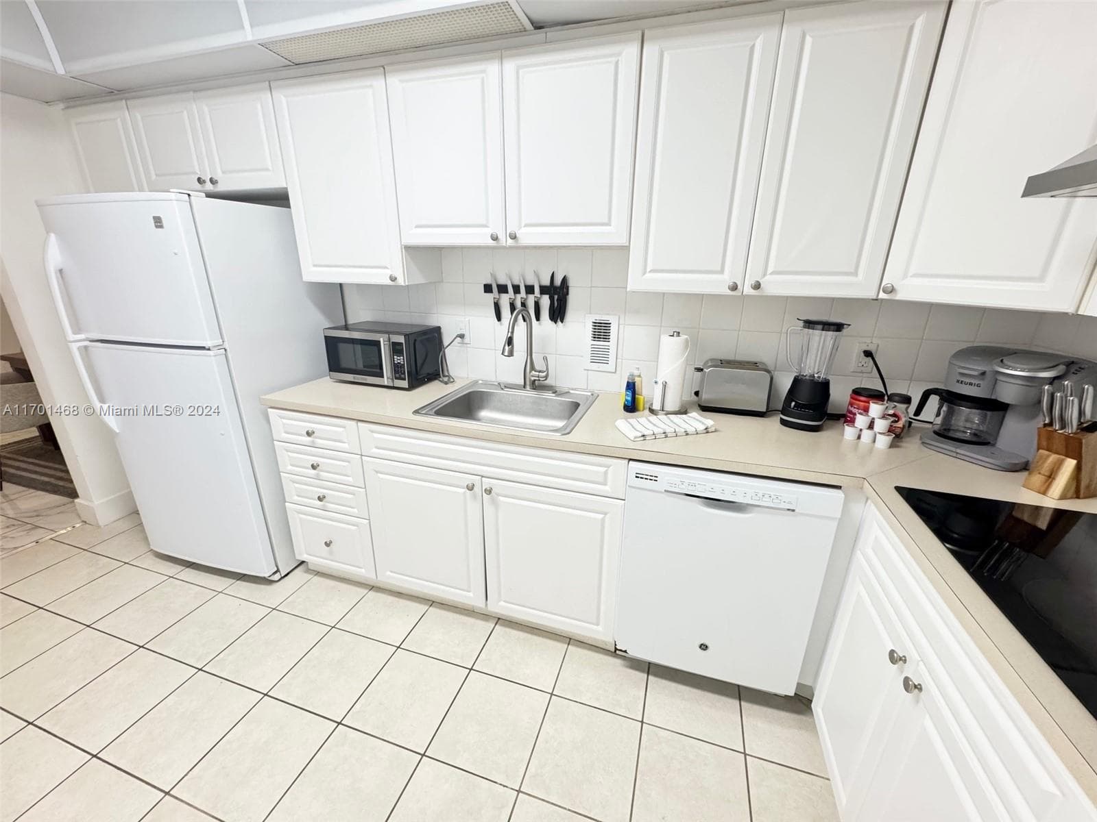 3901 S Ocean Dr 3Y photo 24