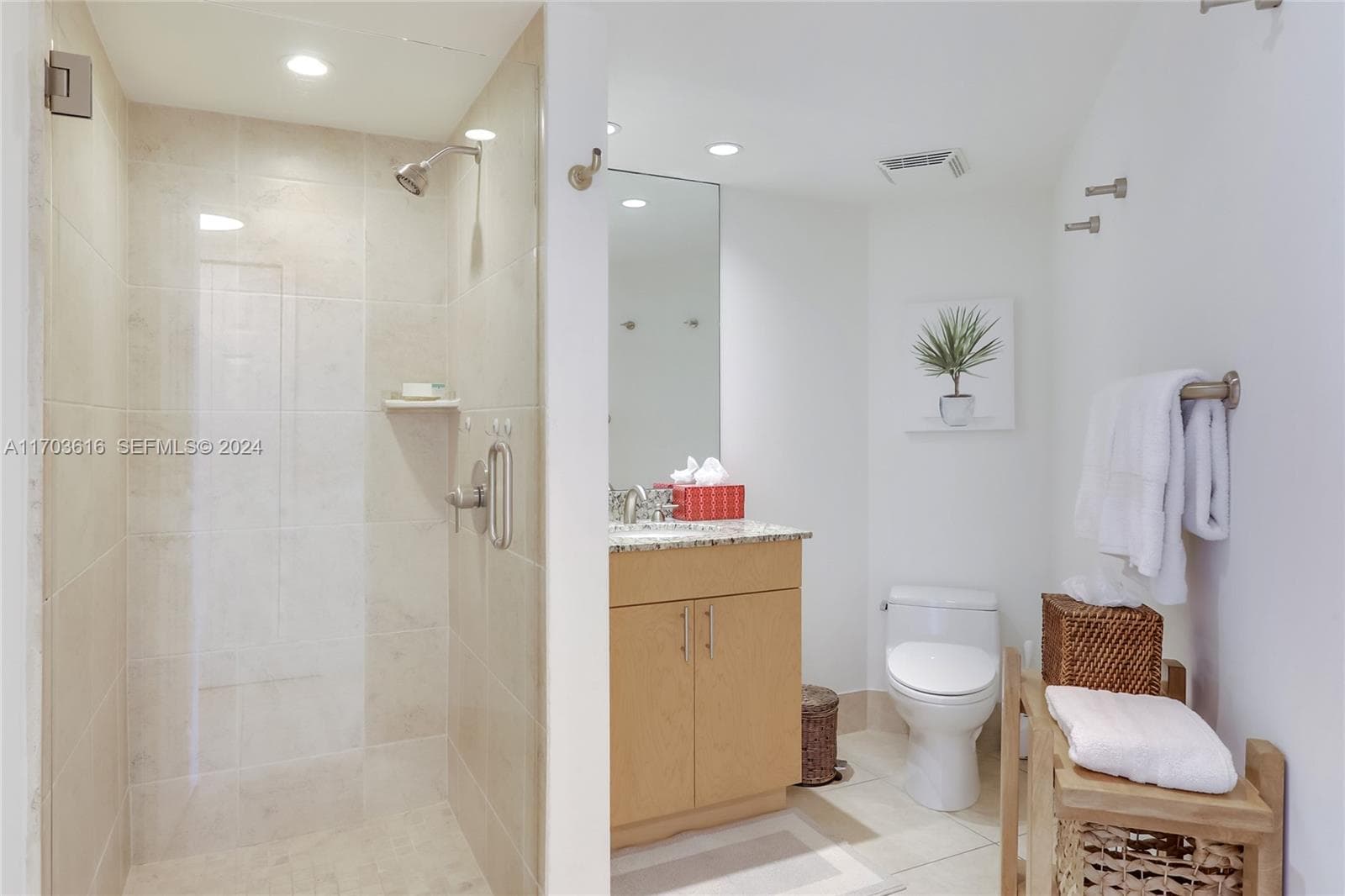3000 N Ocean Dr 24H photo 16
