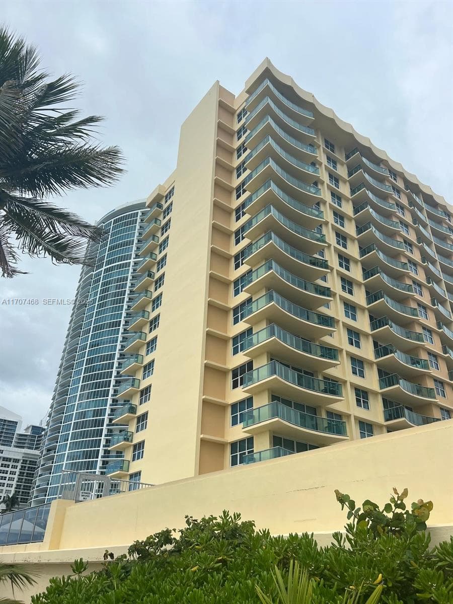 2501 S Ocean Dr PH32 photo 23