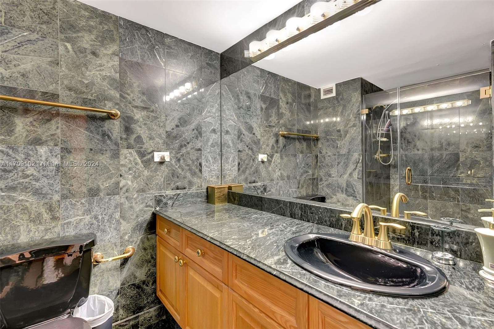 2301 Collins Ave 1206 photo 15