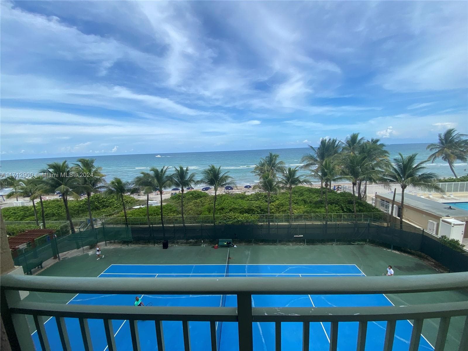 2080 S Ocean Dr 311 photo 4
