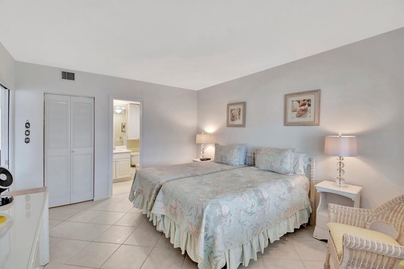 3100 S Ocean Boulevard 2140 photo 14