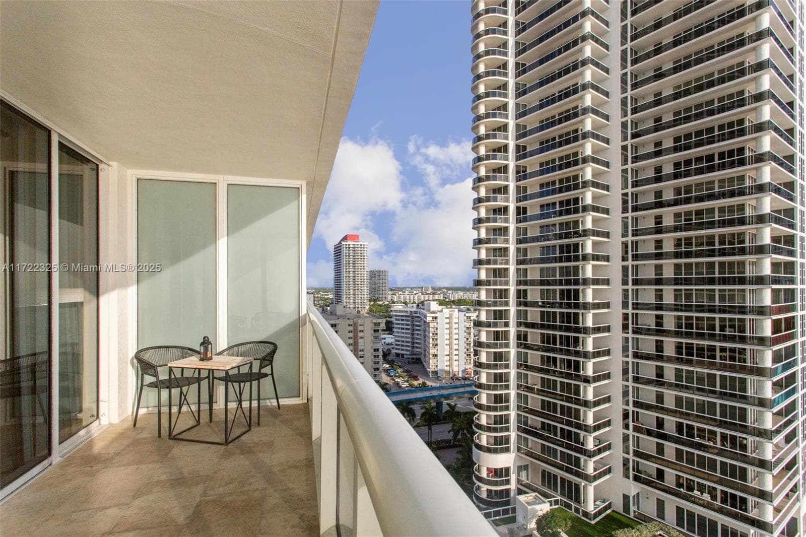 1830 S Ocean Dr 1712 photo 9