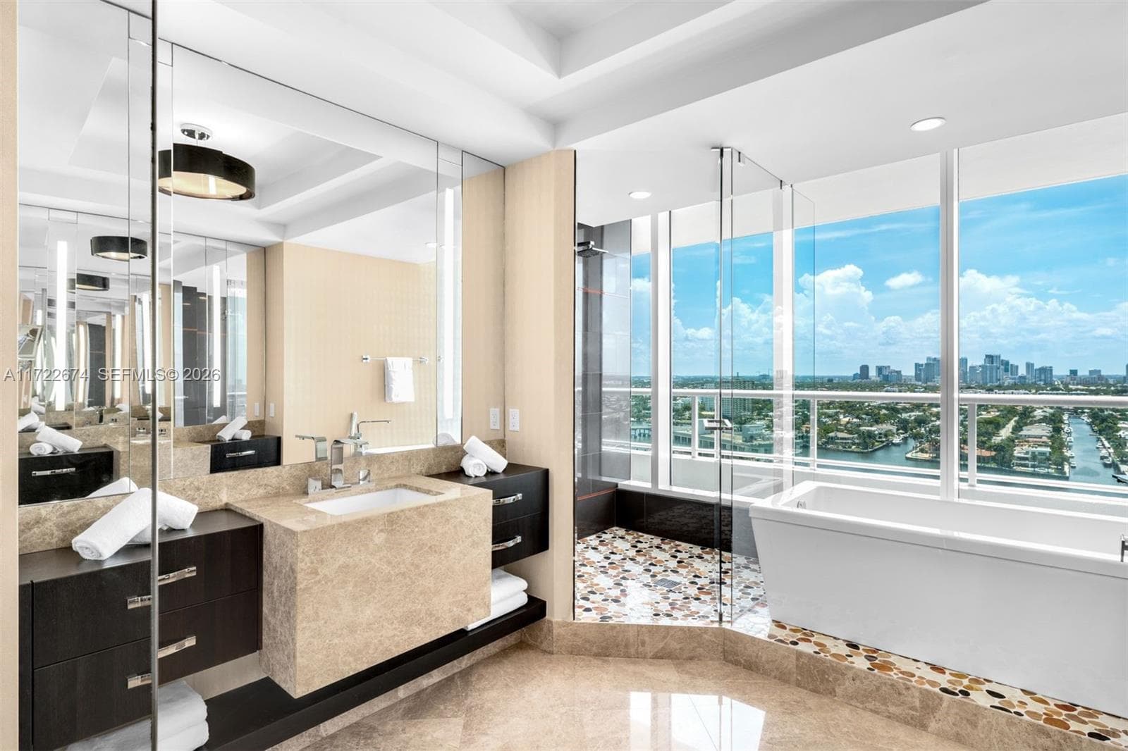 1 N Fort Lauderdale Beach Blvd 2102 photo 24