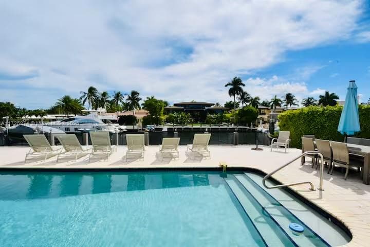 12 Isla Bahia Dr photo 5