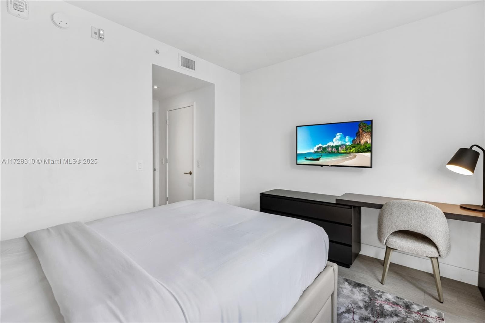 4010 S Ocean Dr R1601 photo 23