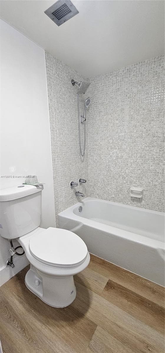 500 Bayview Dr 1117 photo 9