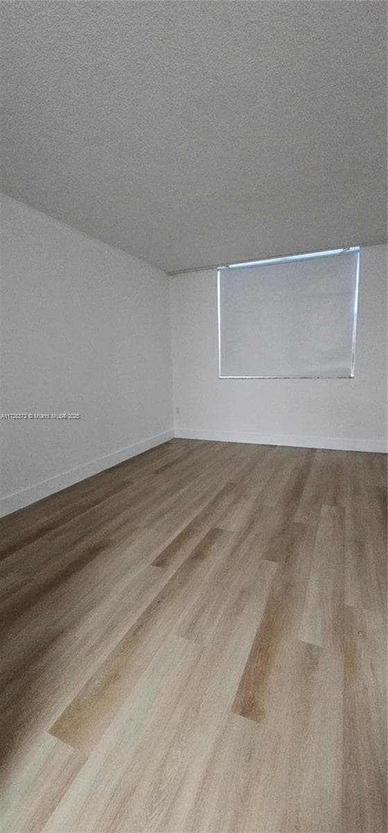 500 Bayview Dr 1117 photo 8