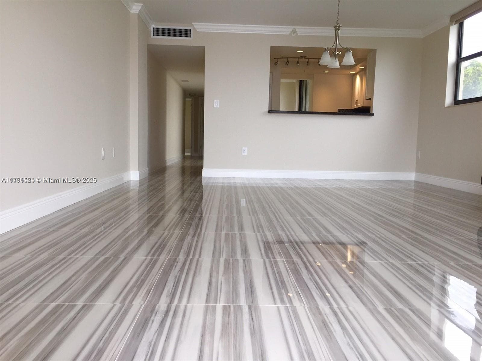 17878 N Bay Rd 201 photo 6