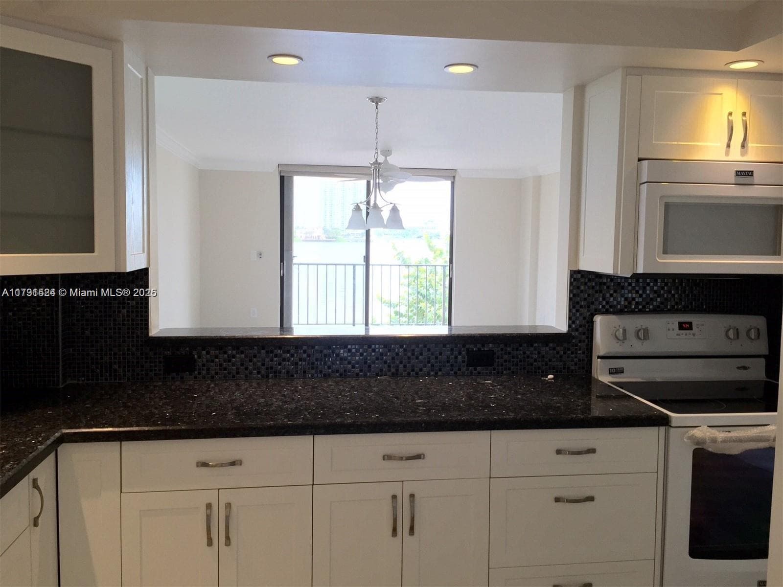 17878 N Bay Rd 201 photo 10