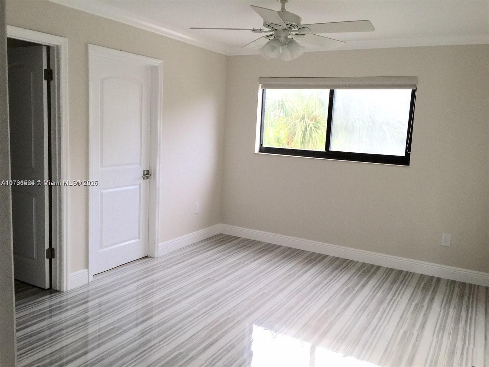 17878 N Bay Rd 201 photo 11