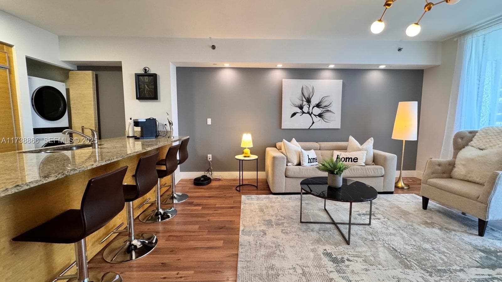 1830 S Ocean Dr 2209 photo 3