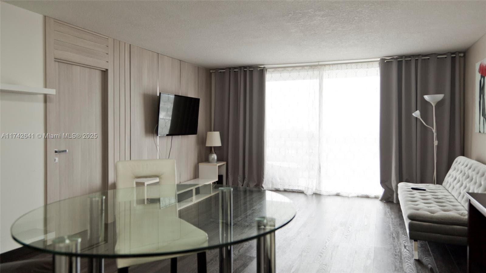 427 Golden Isles Dr 15J photo 9