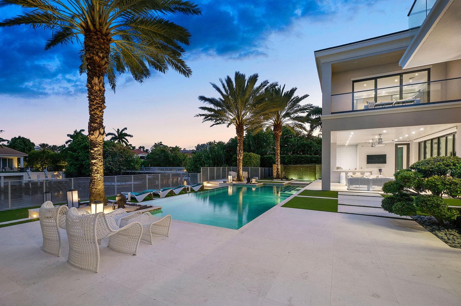 290 S Maya Palm Drive photo 23