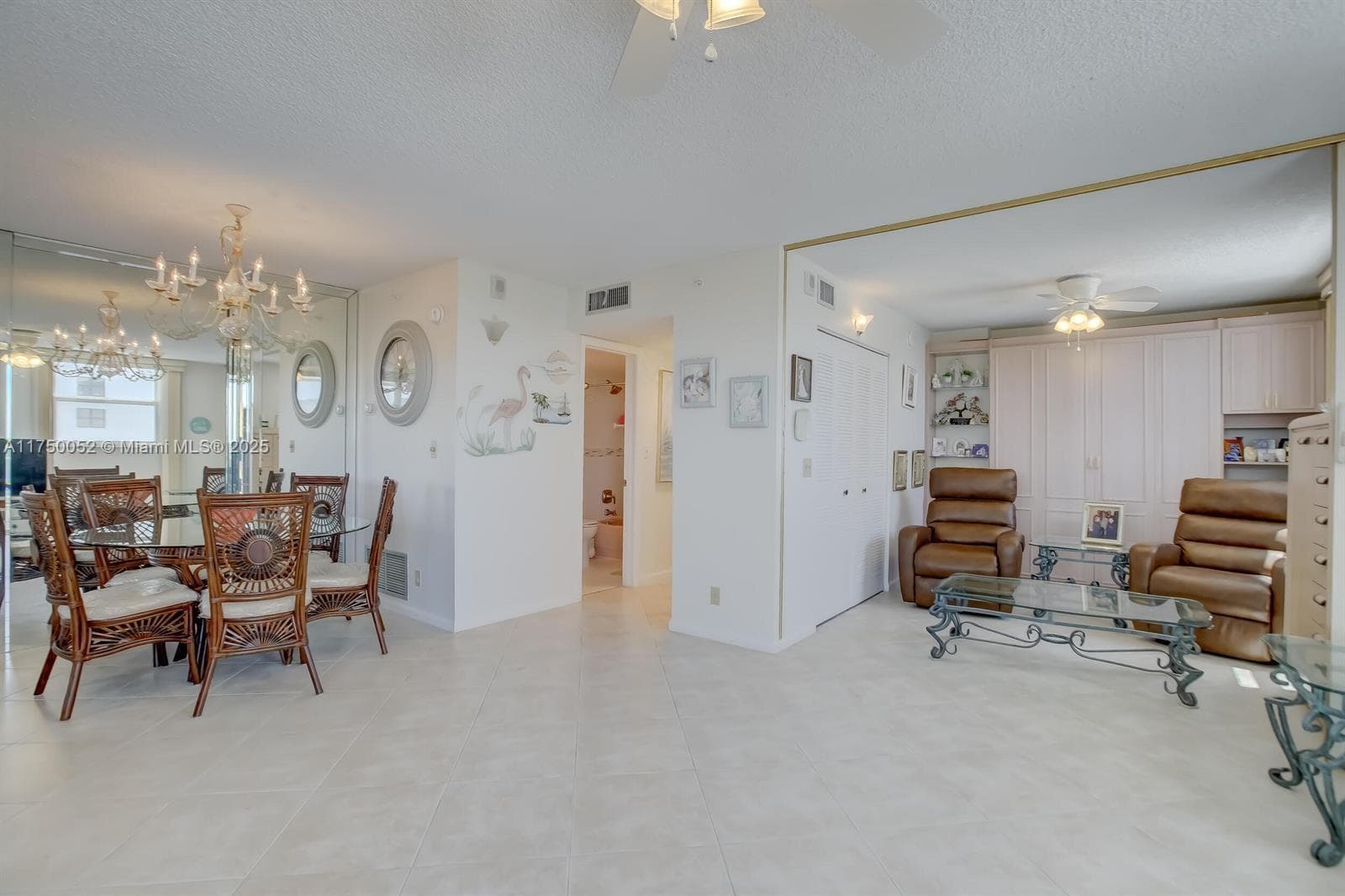 1505 N Riverside Dr 604 photo 24