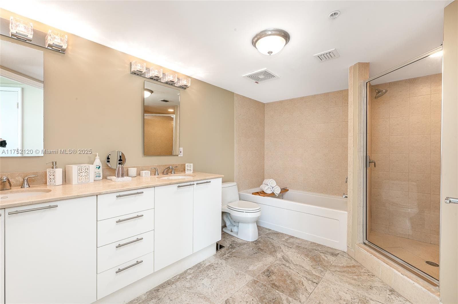 16699 Collins Ave 3010 photo 16