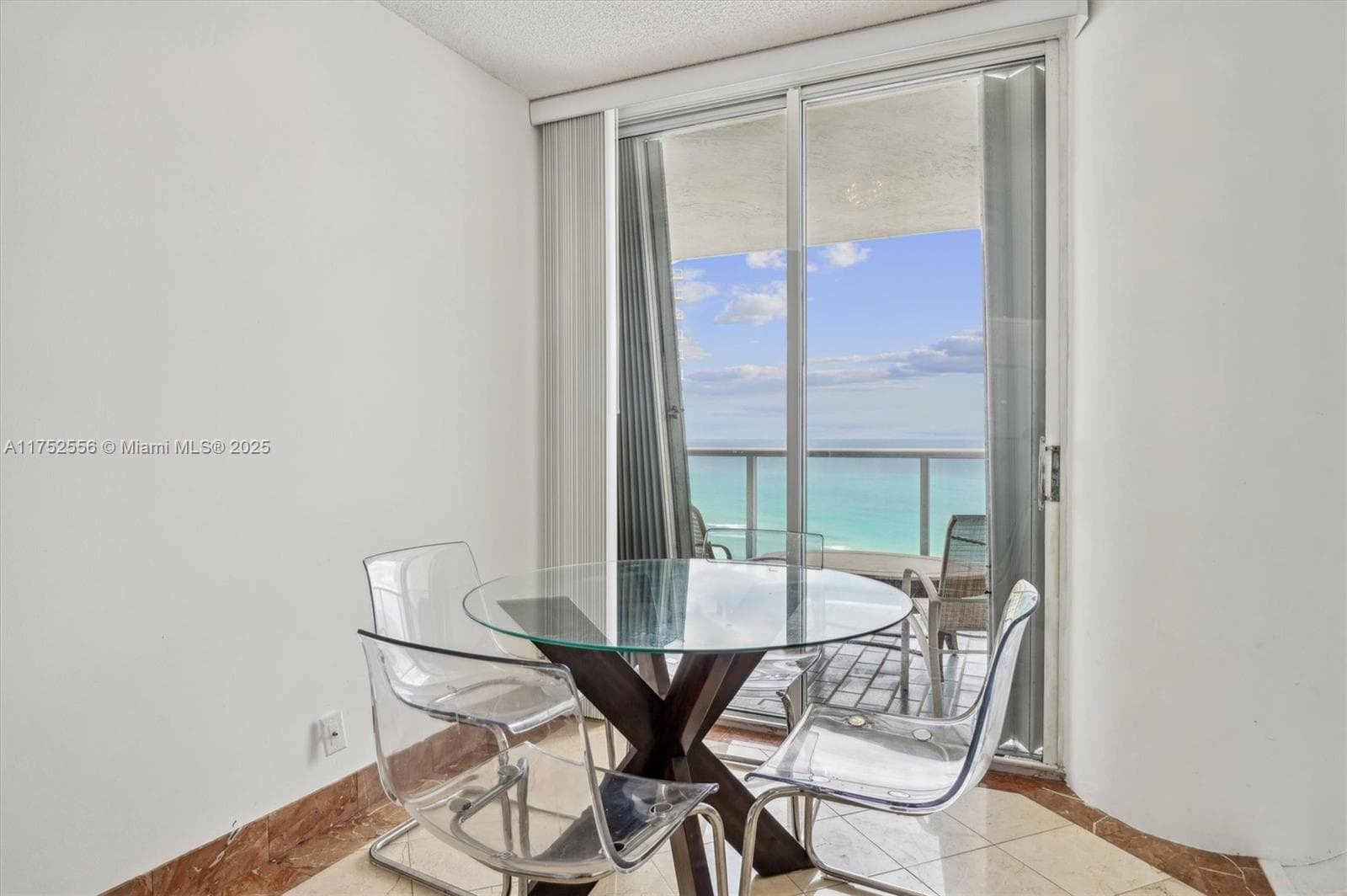 16485 Collins Ave 2035 photo 7