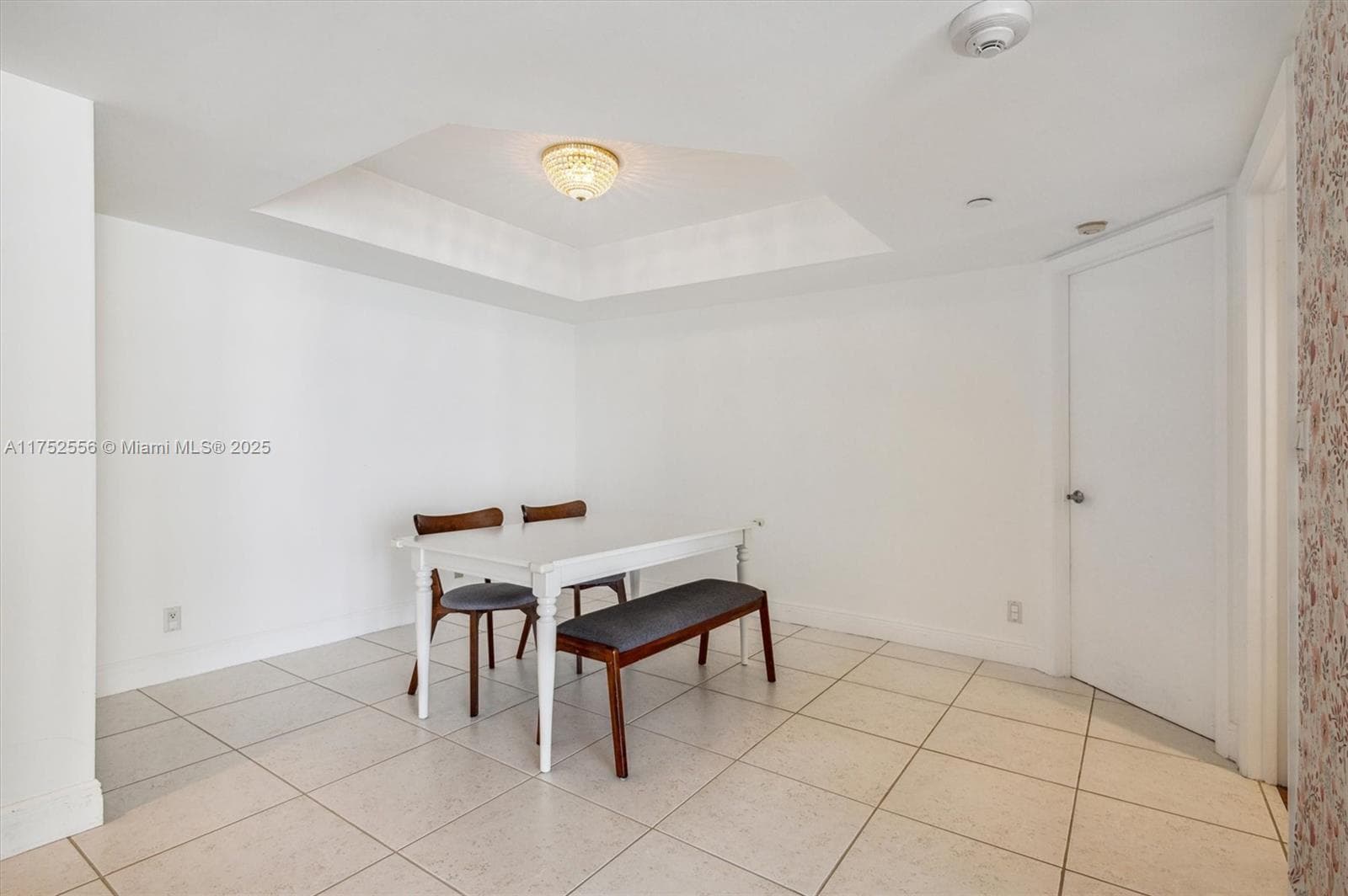 16485 Collins Ave 2035 photo 5