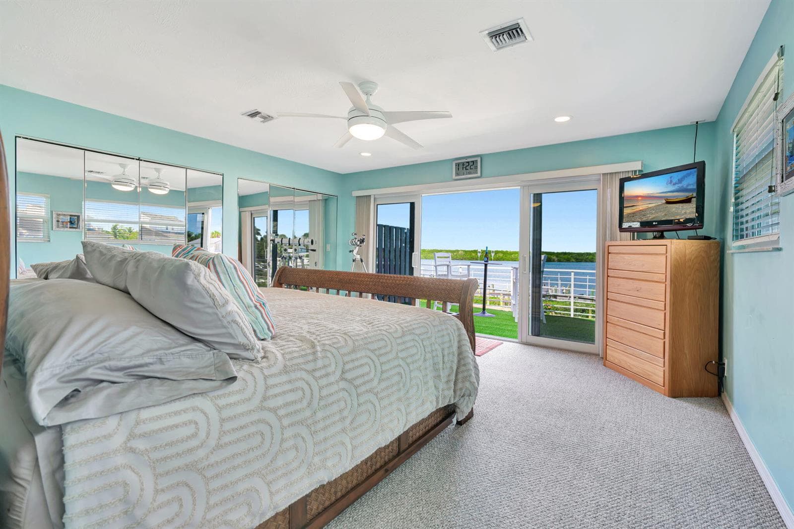 2440 Harbour Cove Drive photo 10