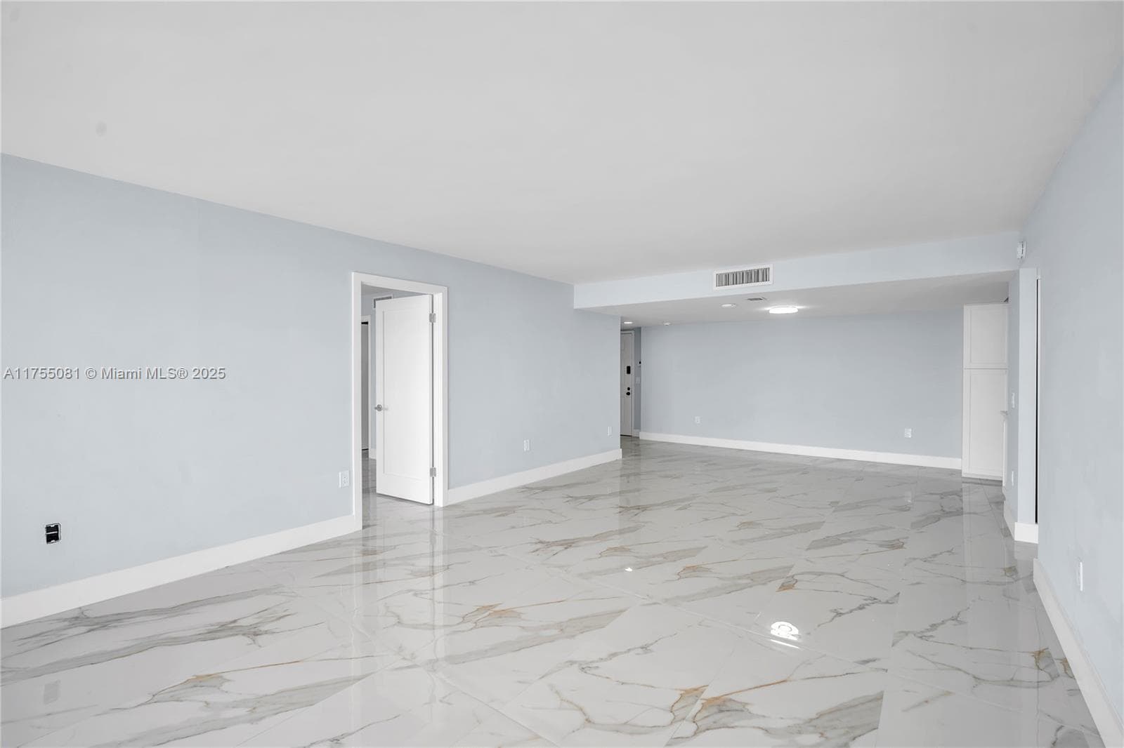 5600 N Flagler Dr 304 photo 8