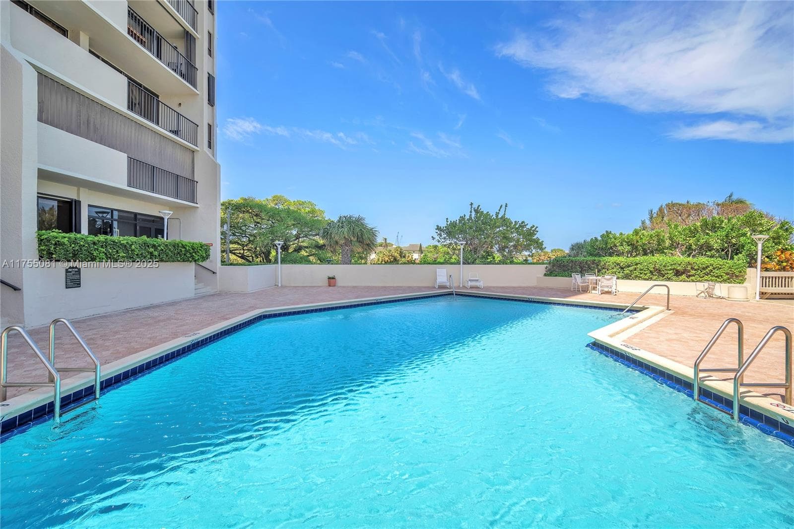 5600 N Flagler Dr 304 photo 25