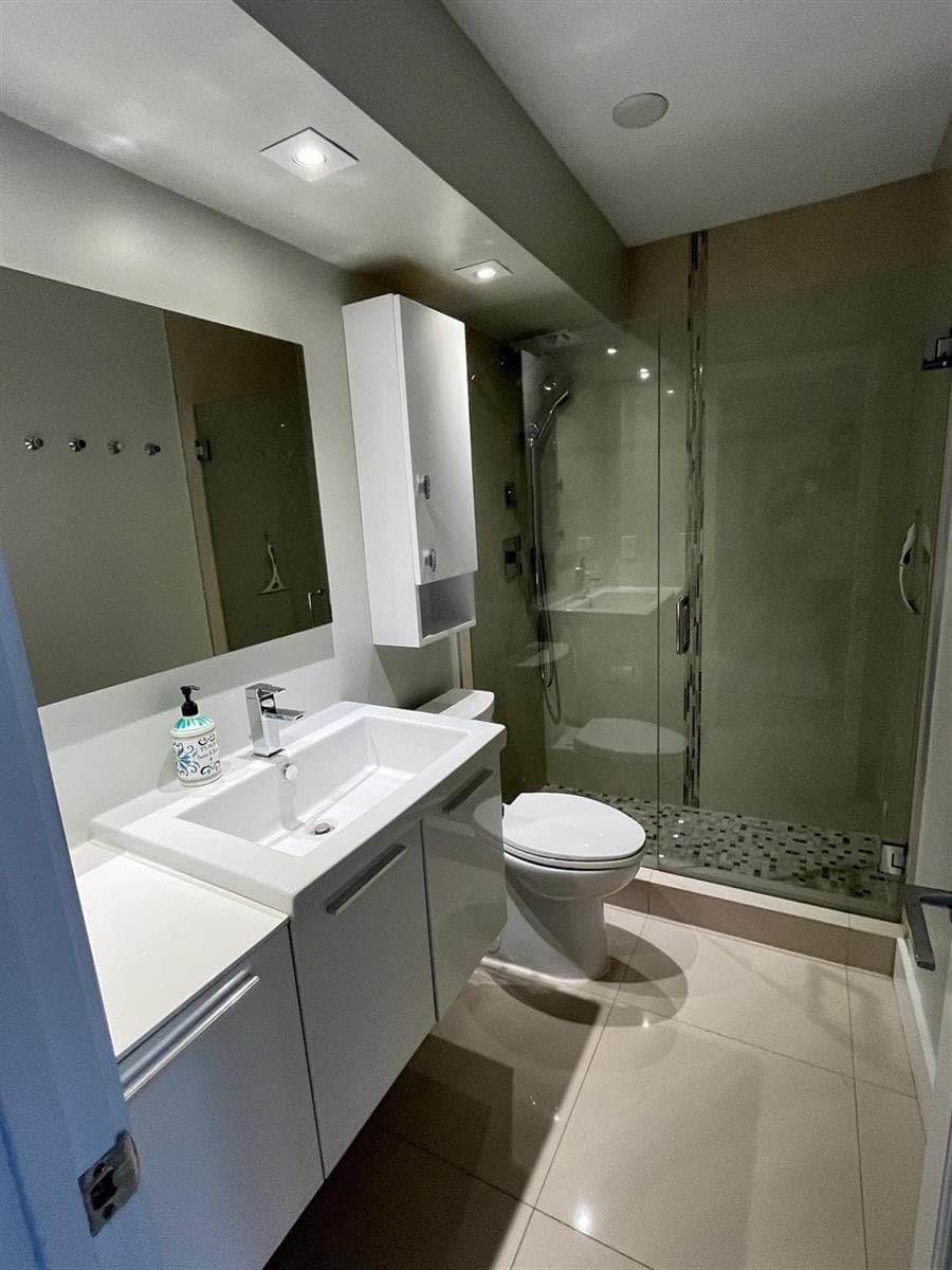 133 N Pompano Beach Boulevard 211 photo 14