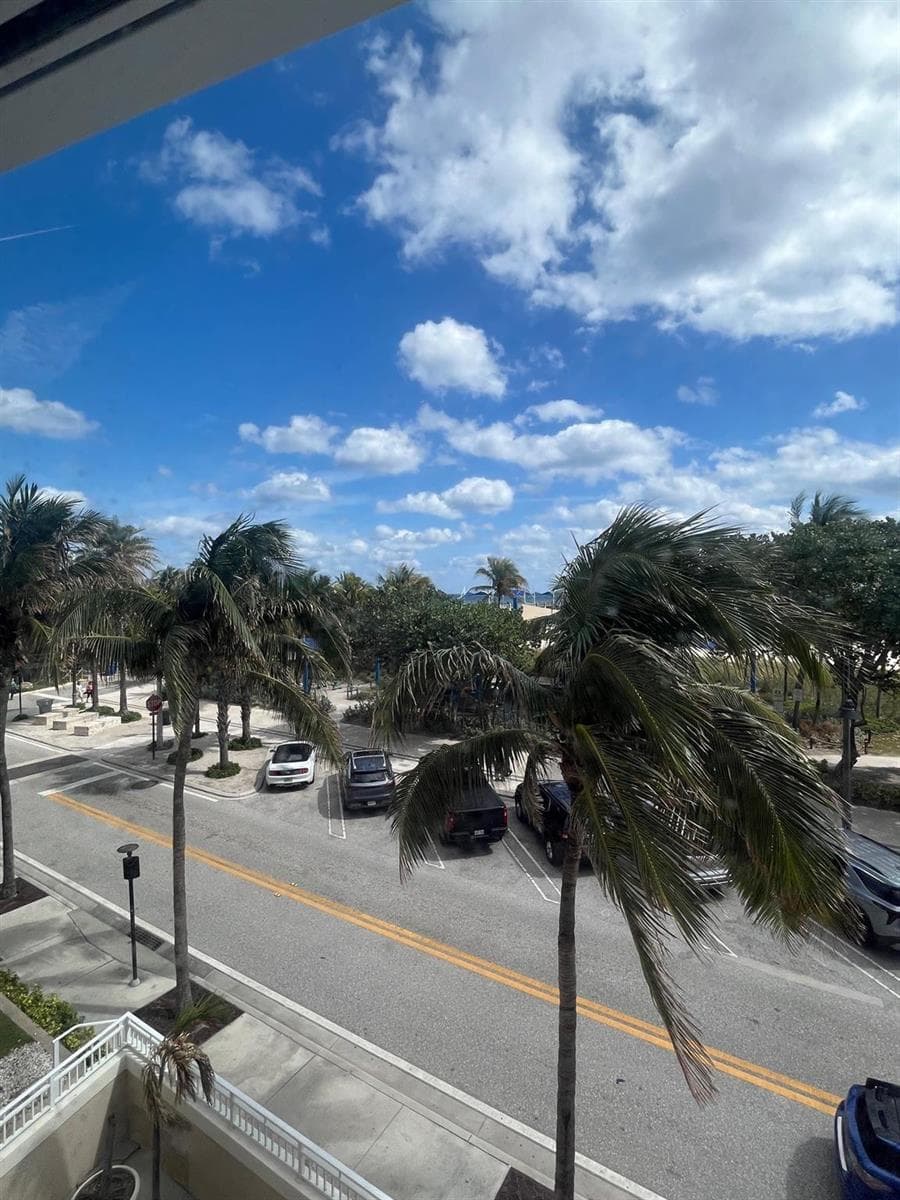 133 N Pompano Beach Boulevard 211 photo 21