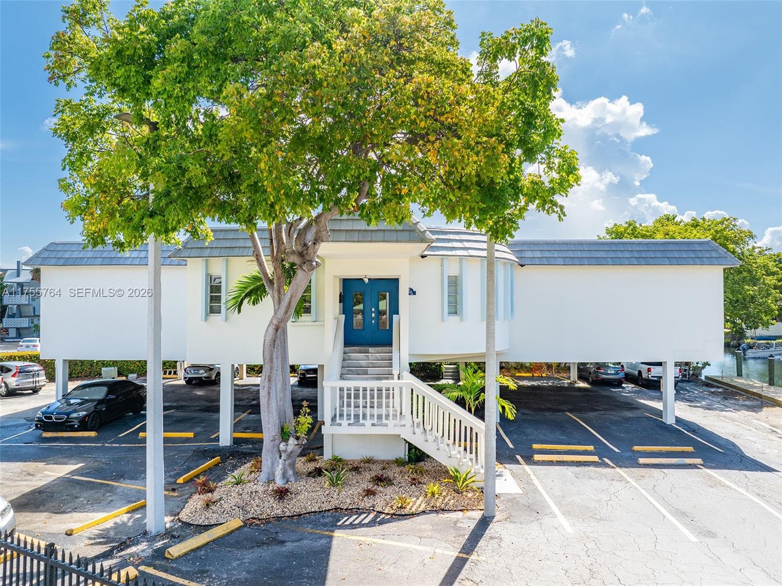 13131 Ixora Ct A-1, A-2, A-3 photo 4