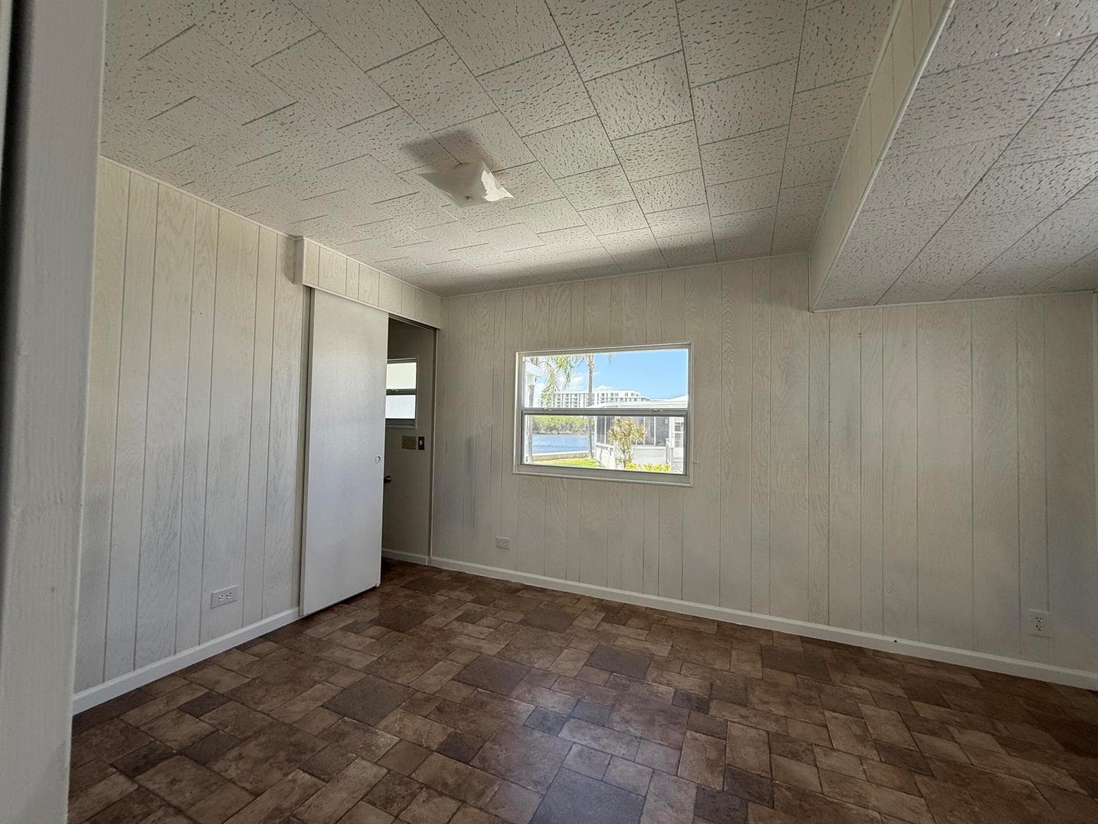 215 S Heron Drive O photo 23