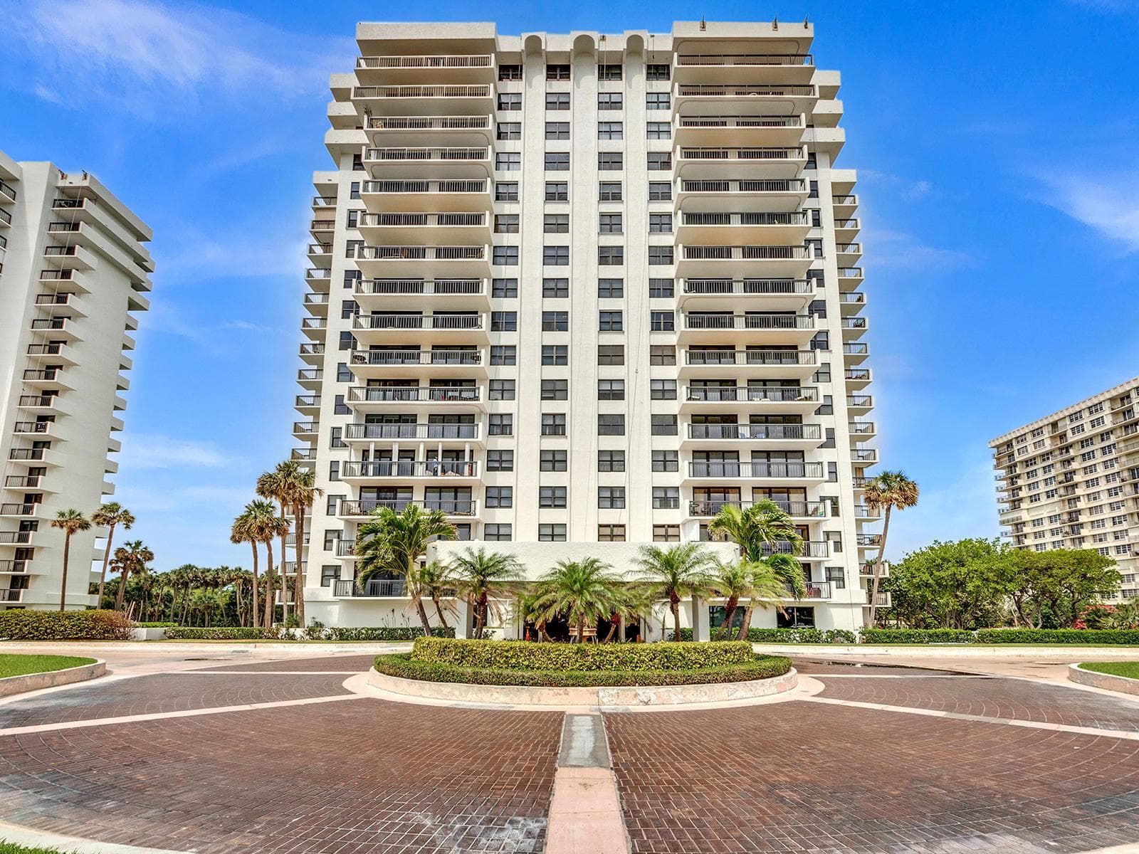 2003 N Ocean Boulevard 602 photo 2