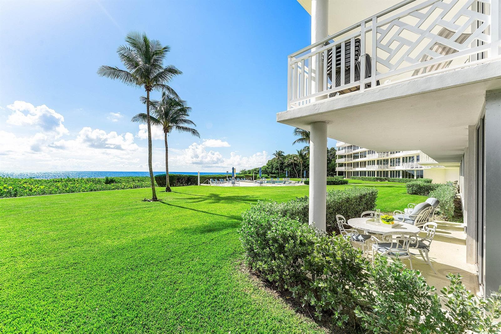 1225 S Ocean Boulevard 105 photo 4