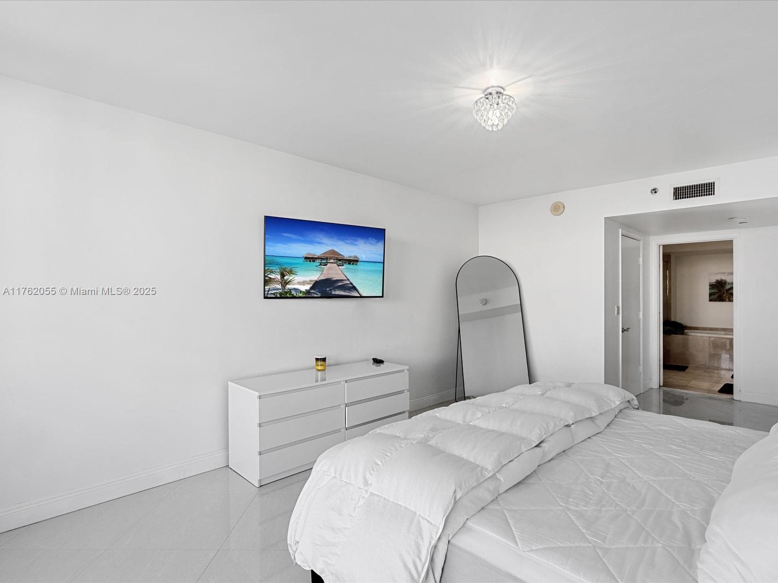 1830 S Ocean Dr 4508 photo 22