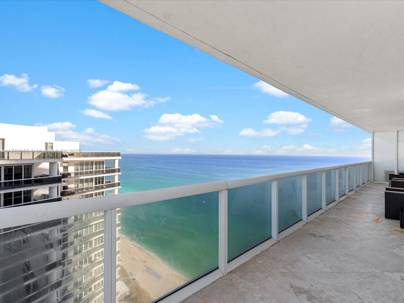 1830 S Ocean Dr 4508 photo 3