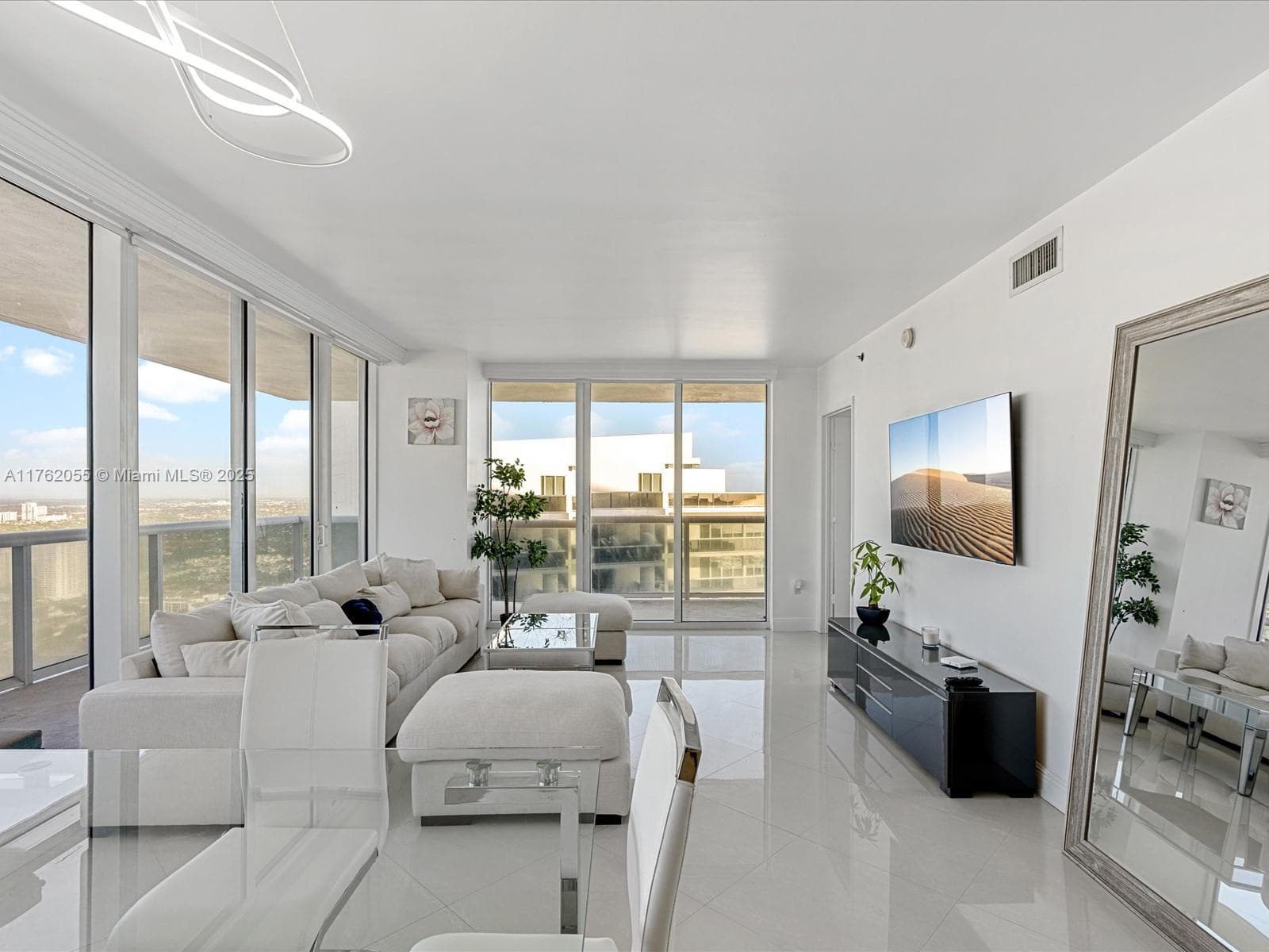 1830 S Ocean Dr 4508 photo 14