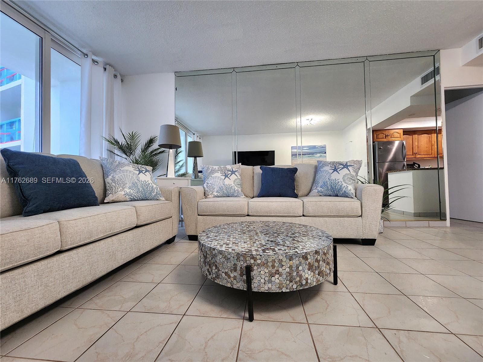 3505 S Ocean Dr 819 photo 6