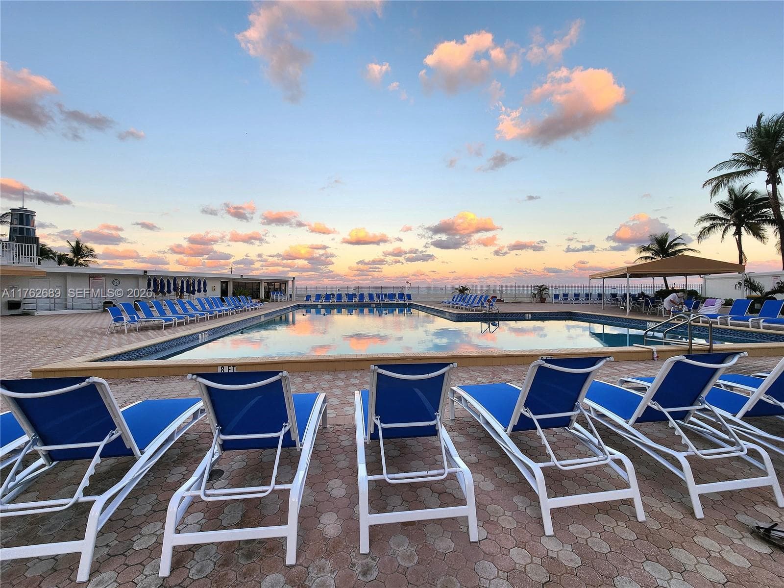 3505 S Ocean Dr 819 photo 16