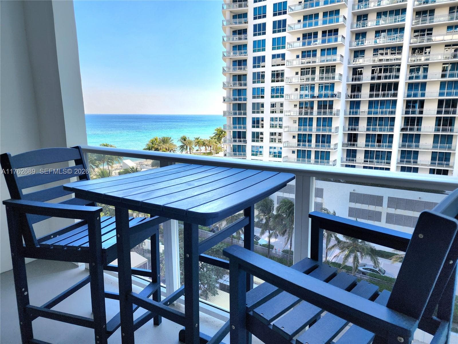 3505 S Ocean Dr 819 photo 1