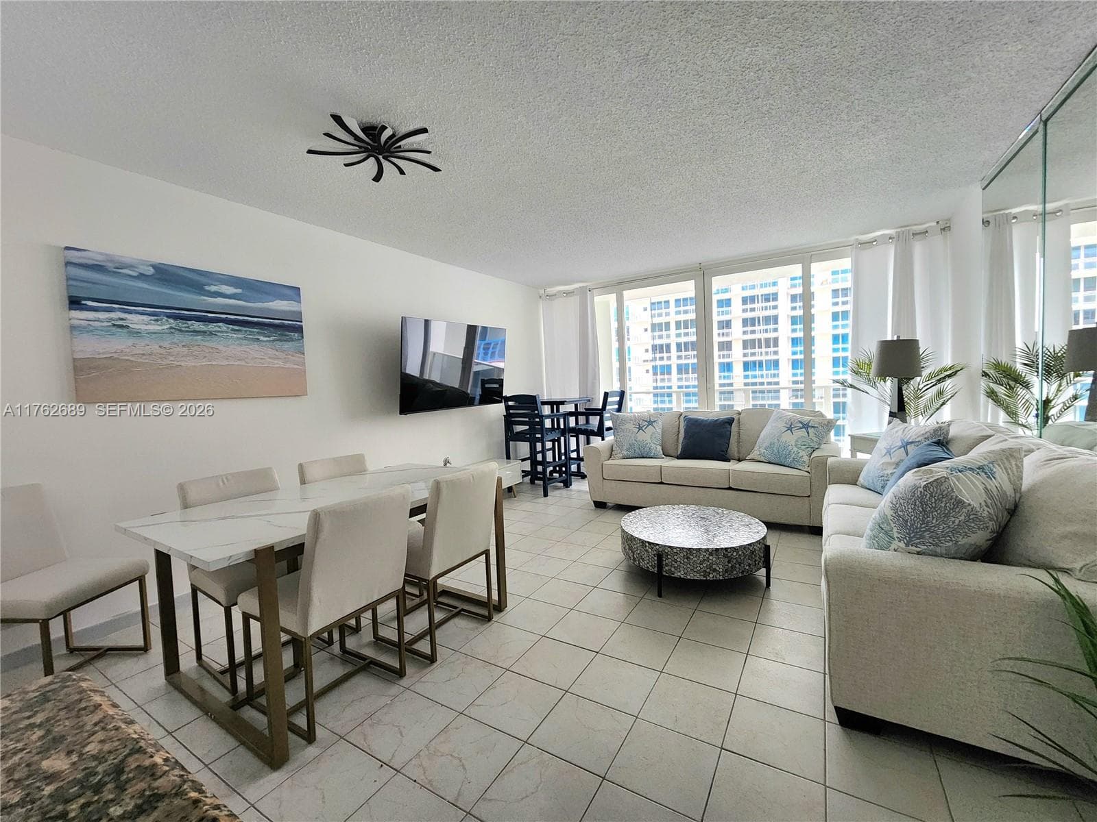 3505 S Ocean Dr 819 photo 4