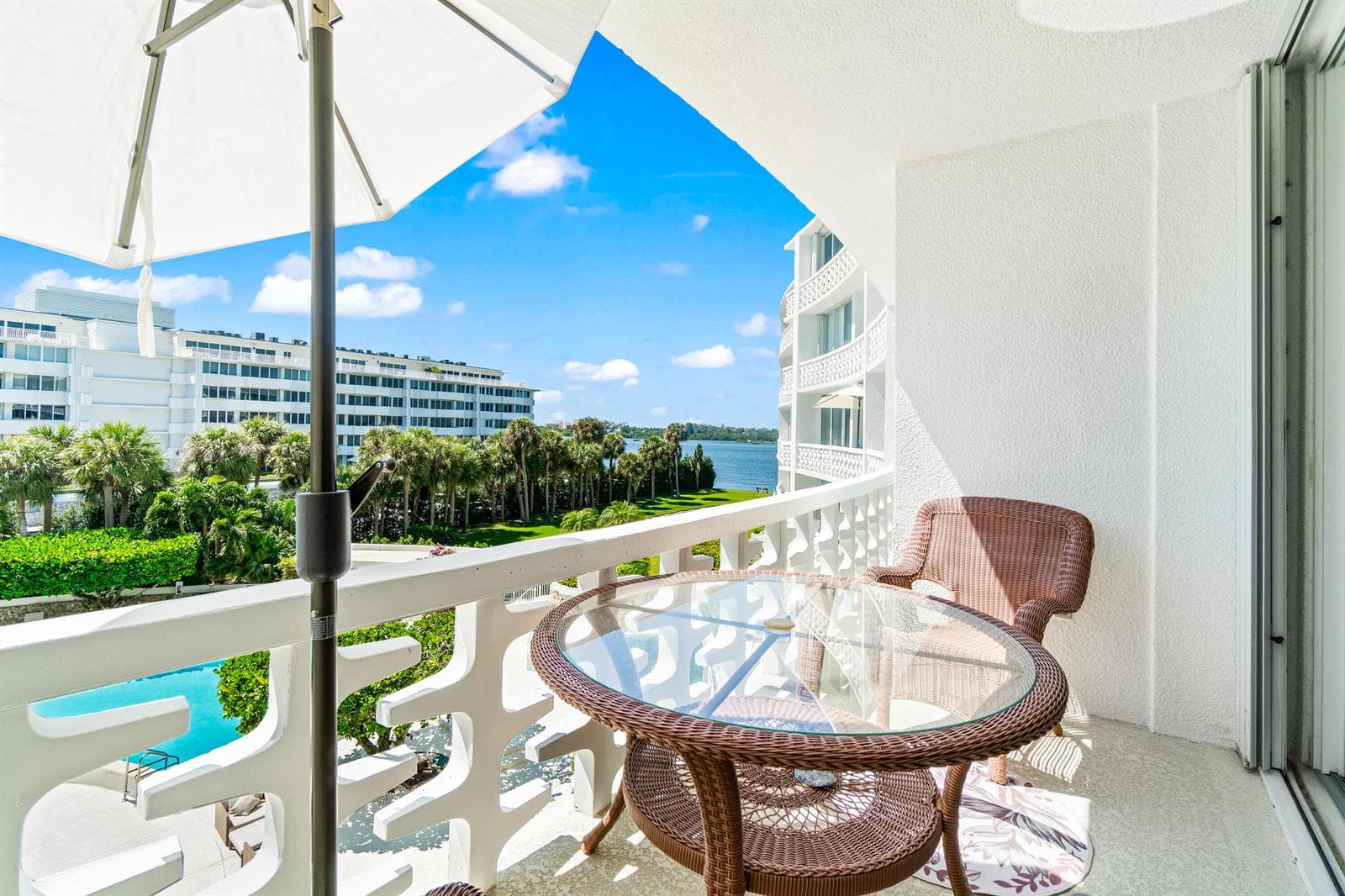 2760 S Ocean Boulevard 313 photo 2