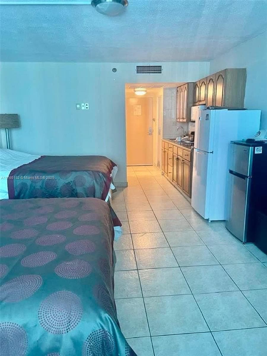 19201 Collins Ave 1022 photo 5